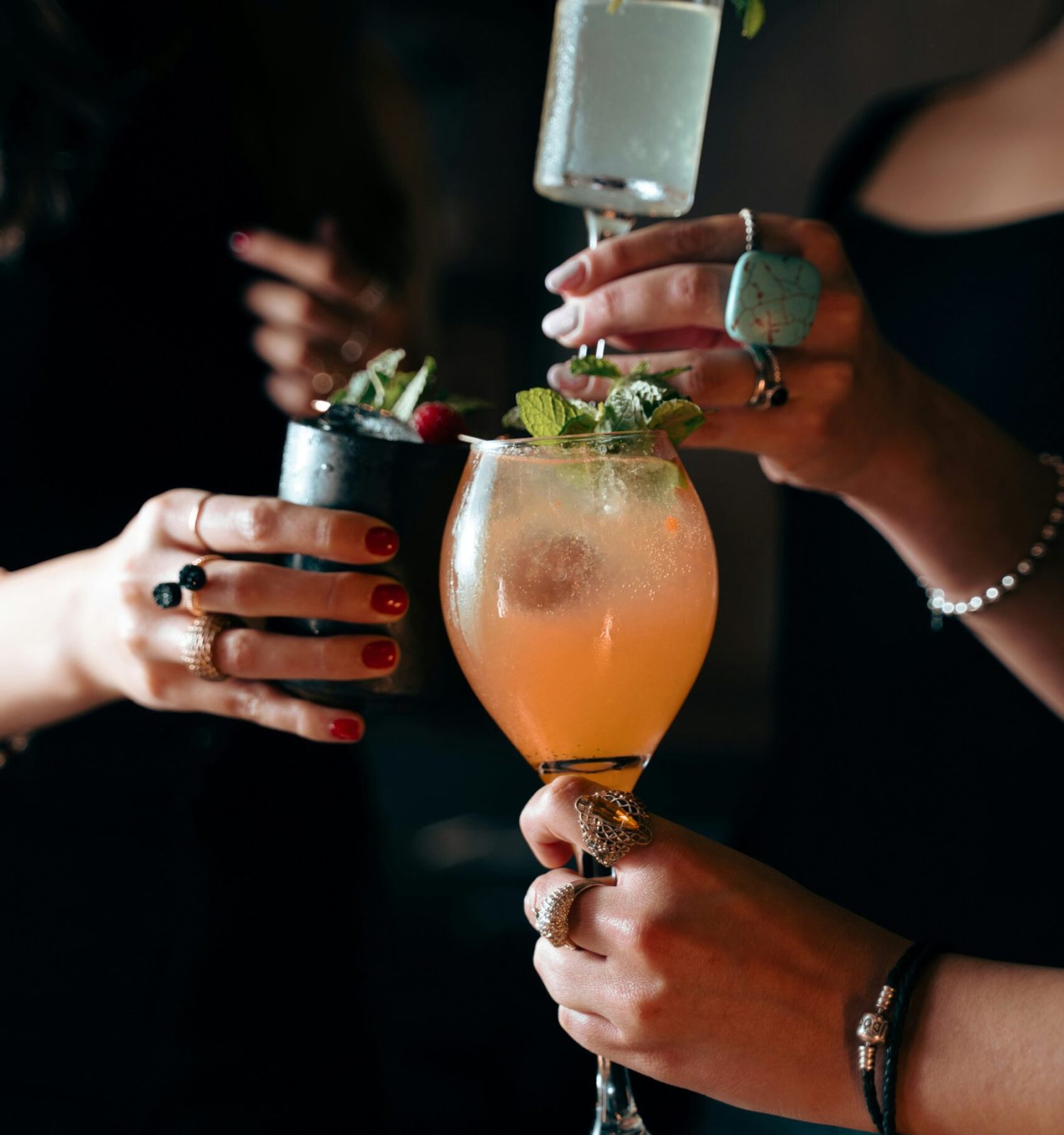 sexto-abismo-ginebra-surrealista-M4RAglcUPzU-unsplash